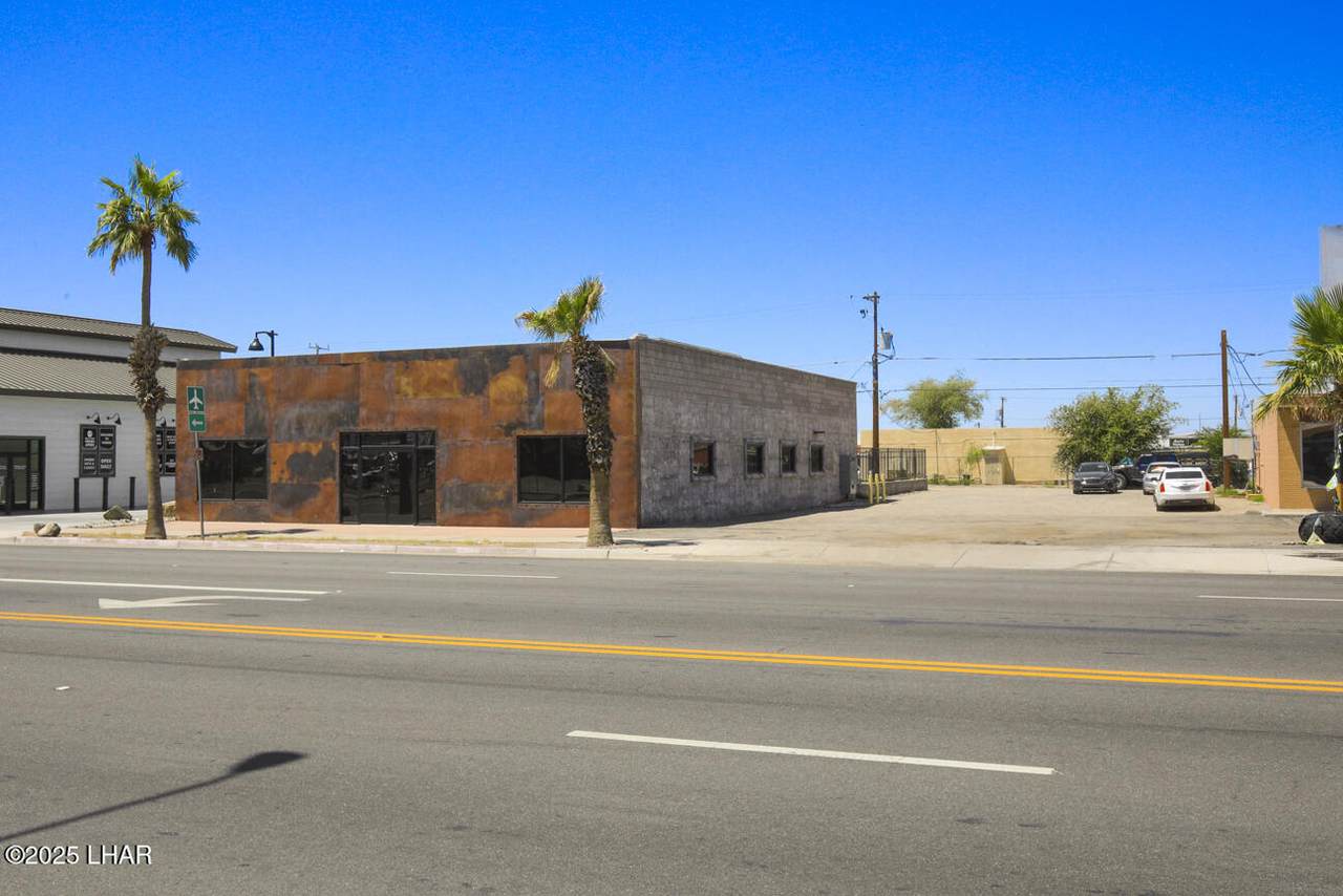 https://bt-photos.global.ssl.fastly.net/lakehavasu/1280_boomver_2_1035939-2.jpg