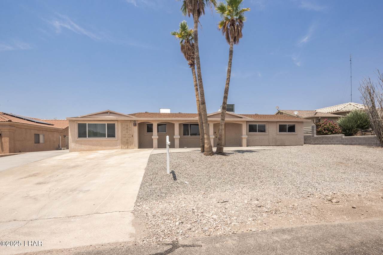 3575 White Cap Dr - Photo 1