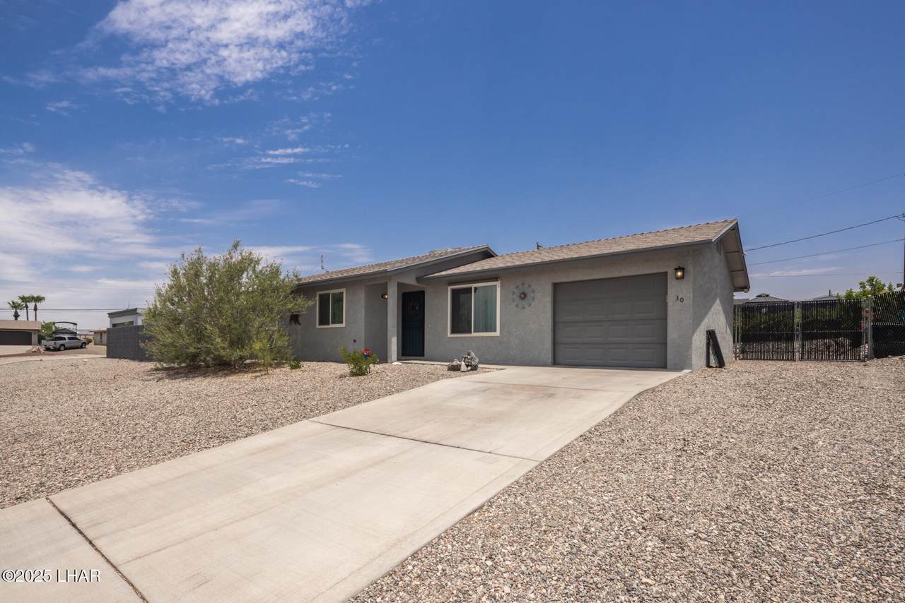 30 Eastwind Dr - Photo 1