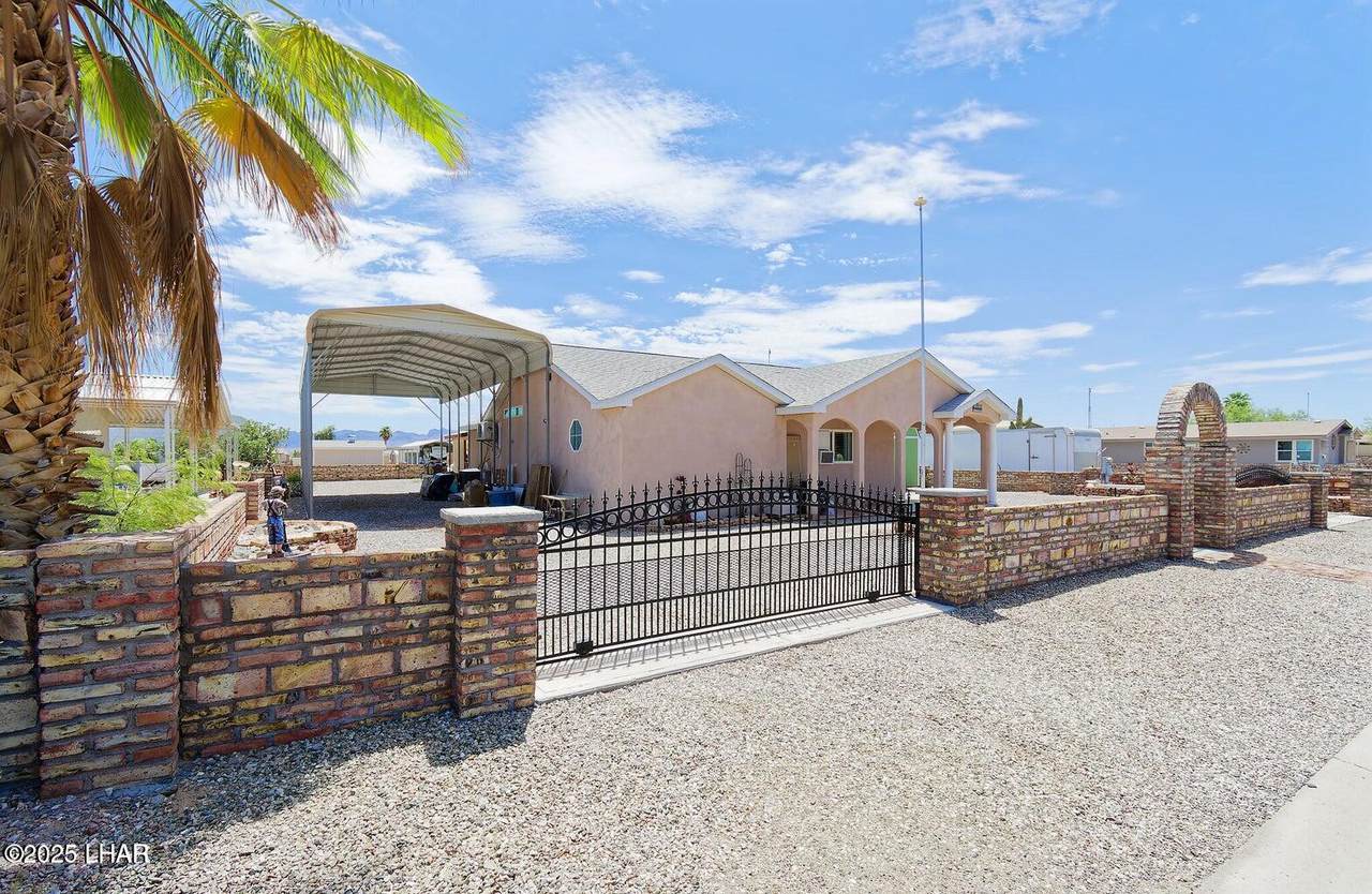 49605 Felspar Ave - Photo 1