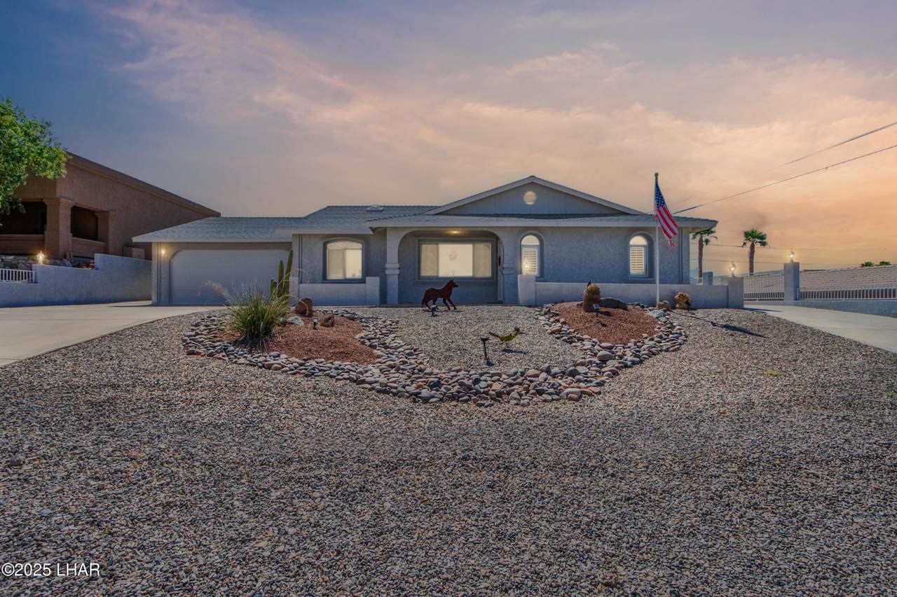 3030 Silver Saddle Dr - Photo 1