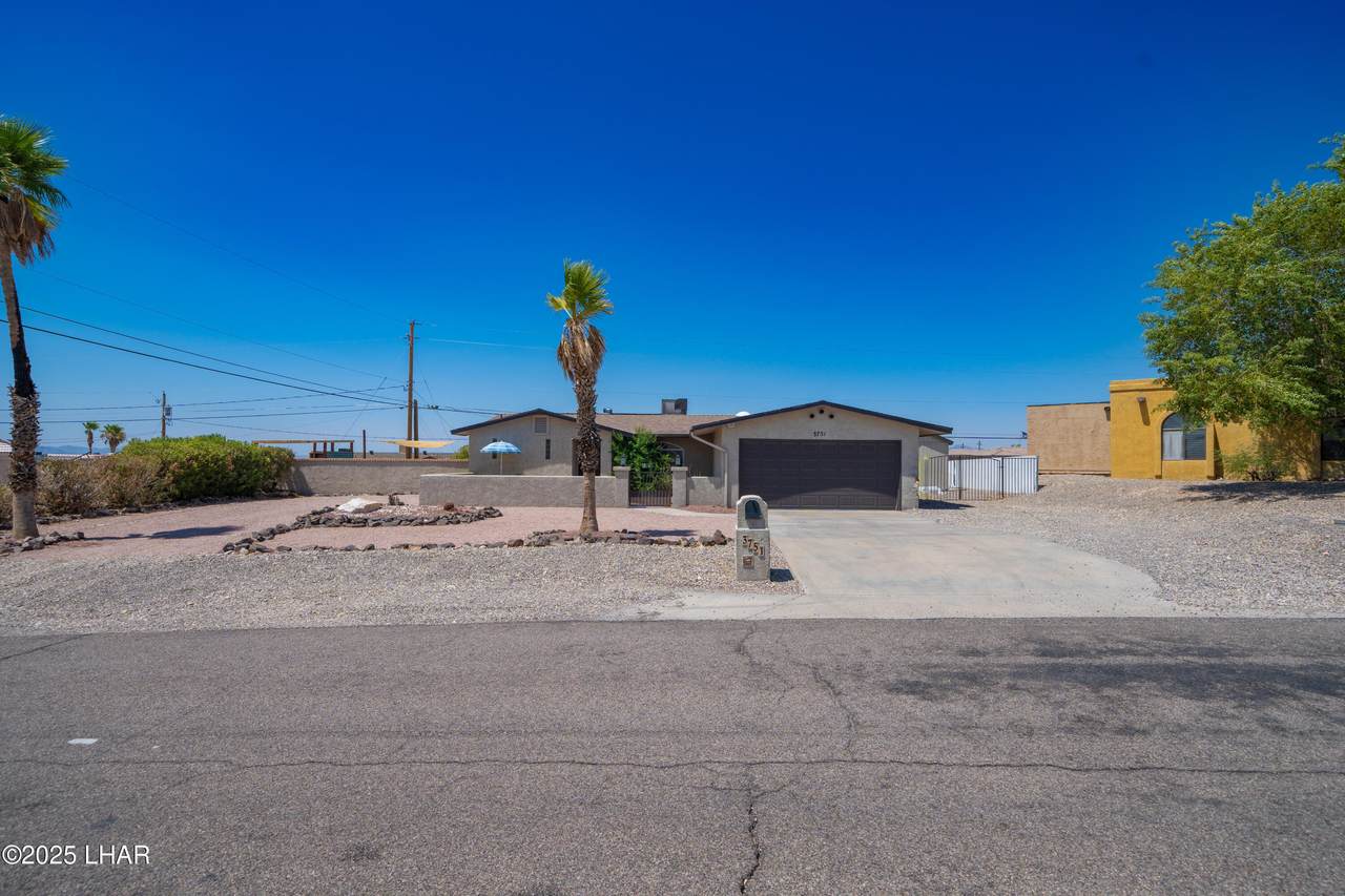 3751 Mission Dr - Photo 1