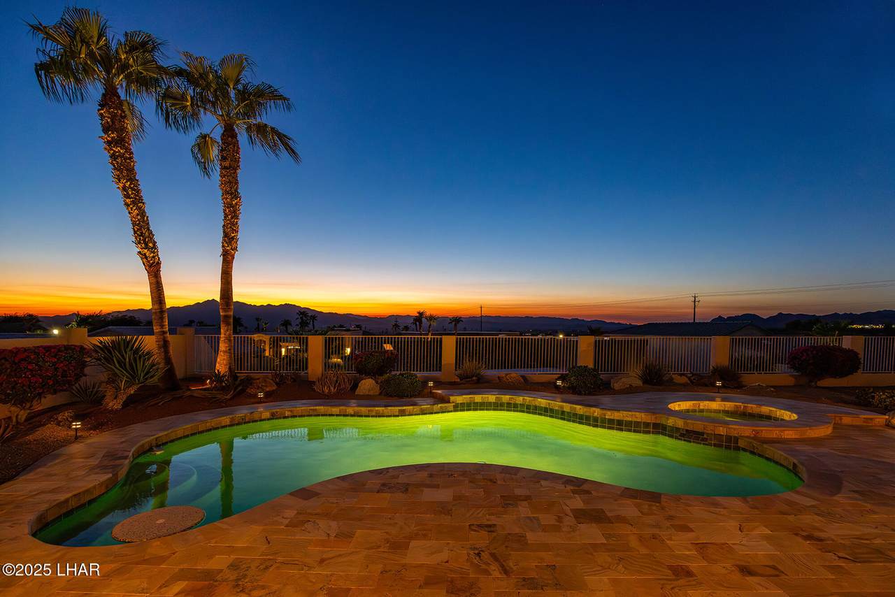 https://bt-photos.global.ssl.fastly.net/lakehavasu/1280_boomver_2_1037041-2.jpg