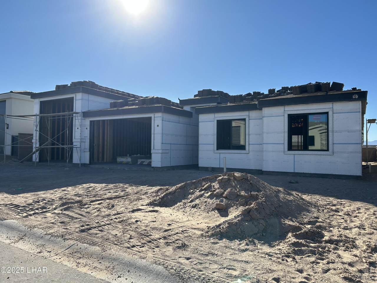 1610 Sandra Dr - Photo 1