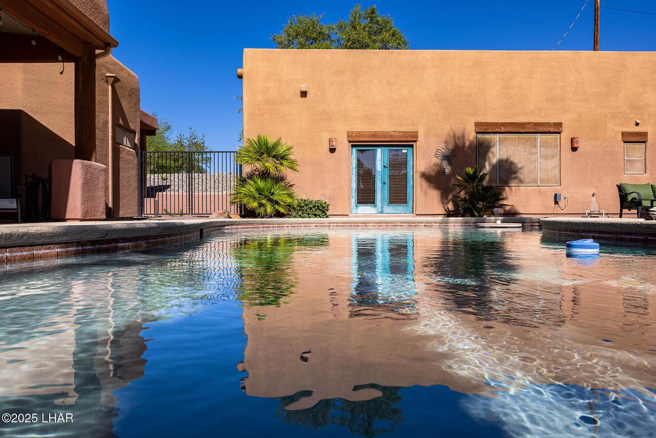 https://bt-photos.global.ssl.fastly.net/lakehavasu/1280_boomver_2_1037800-2.jpg