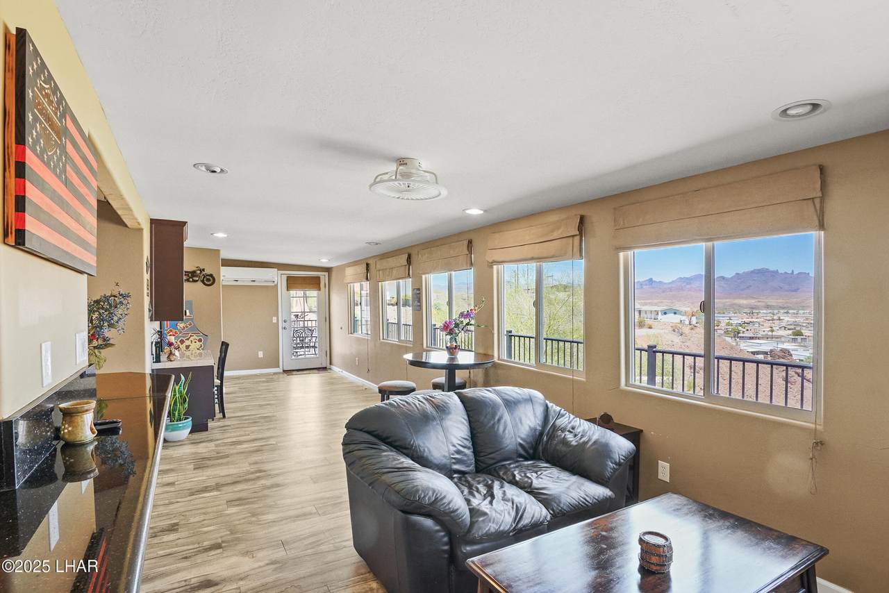 https://bt-photos.global.ssl.fastly.net/lakehavasu/1280_boomver_2_1037957-2.jpg