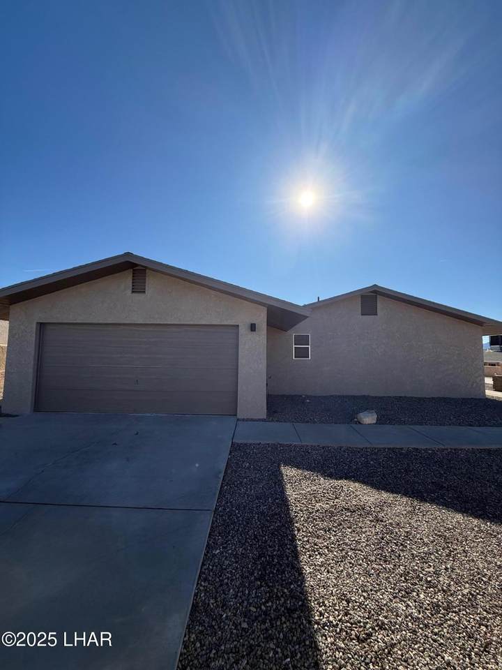 1950 Park Terrace Bay - Photo 1