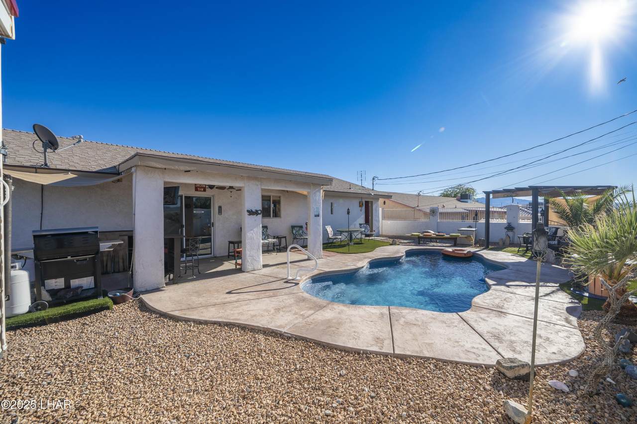 https://bt-photos.global.ssl.fastly.net/lakehavasu/1280_boomver_2_1038434-2.jpg