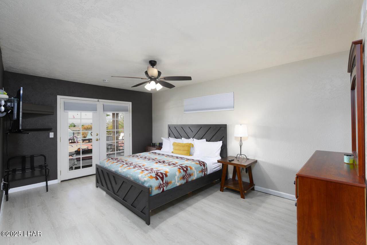 https://bt-photos.global.ssl.fastly.net/lakehavasu/1280_boomver_2_1038518-2.jpg