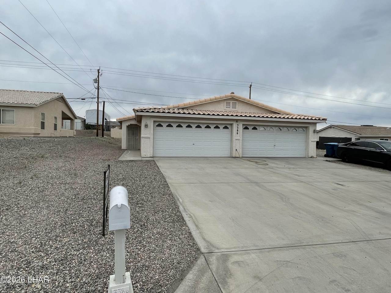 3386 Mockingbird Dr - Photo 1