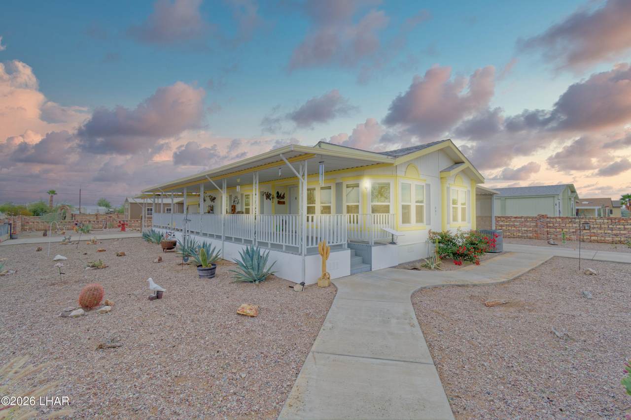 601 Granada Dr - Photo 1