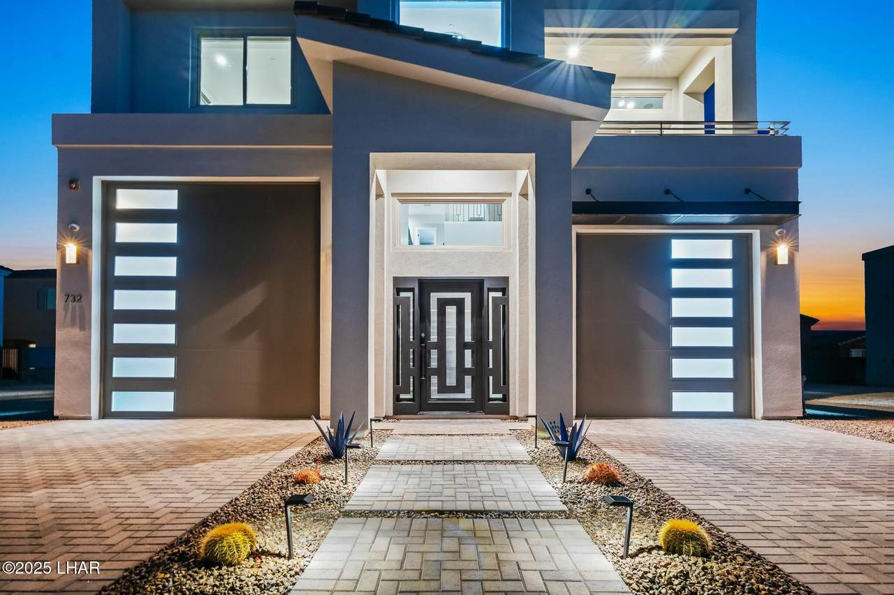 732 Malibu Pl - Photo 1