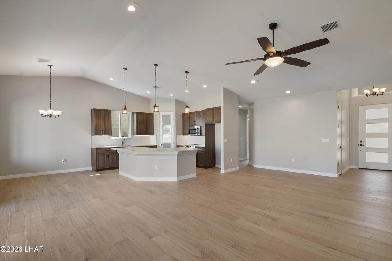https://bt-photos.global.ssl.fastly.net/lakehavasu/1280_boomver_2_1038872-2.jpg