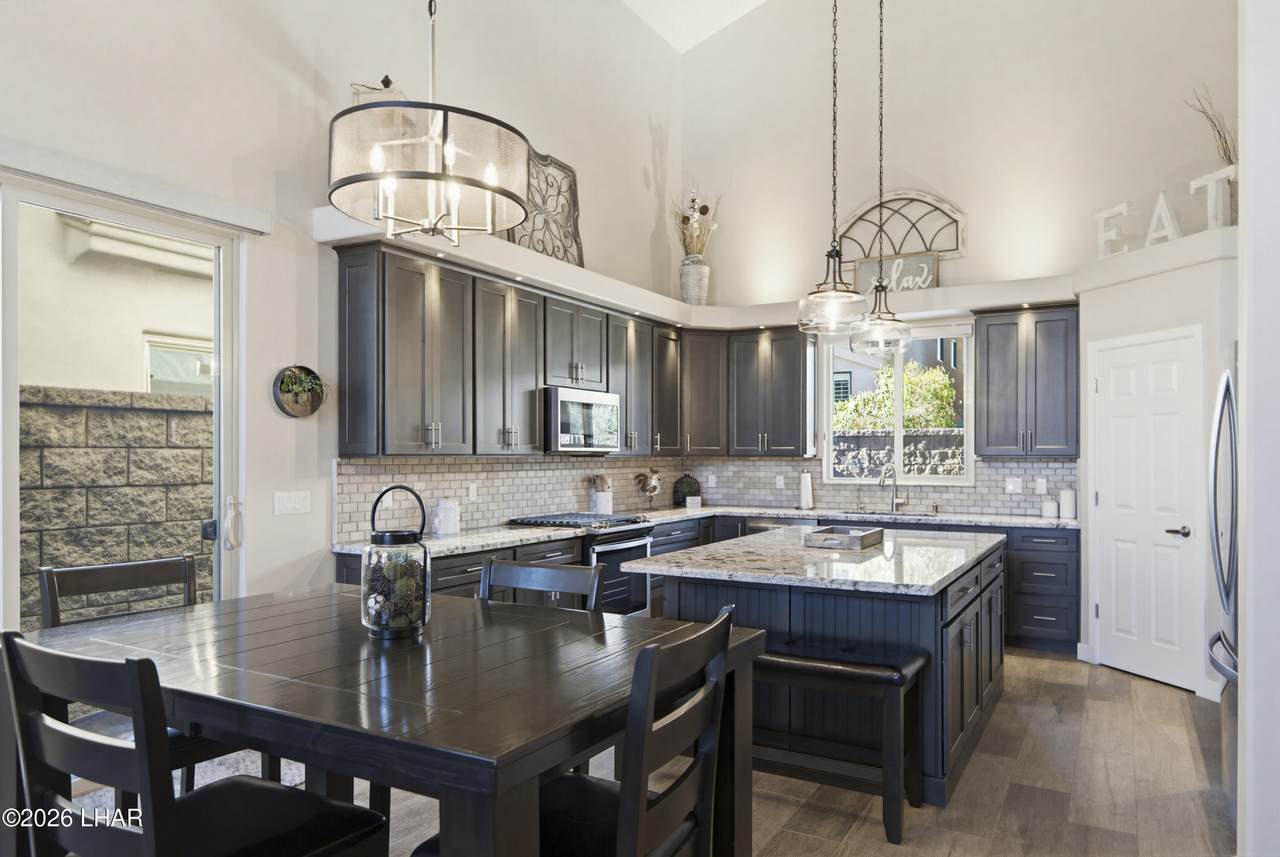 https://bt-photos.global.ssl.fastly.net/lakehavasu/1280_boomver_1_1039270-2.jpg