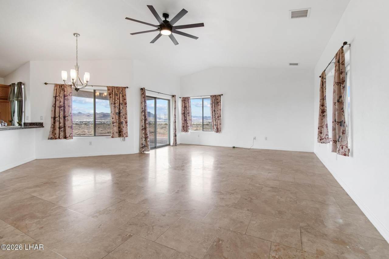 https://bt-photos.global.ssl.fastly.net/lakehavasu/1280_boomver_2_1039513-2.jpg