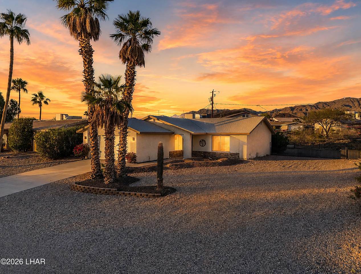 https://bt-photos.global.ssl.fastly.net/lakehavasu/1280_boomver_2_1039676-2.jpg