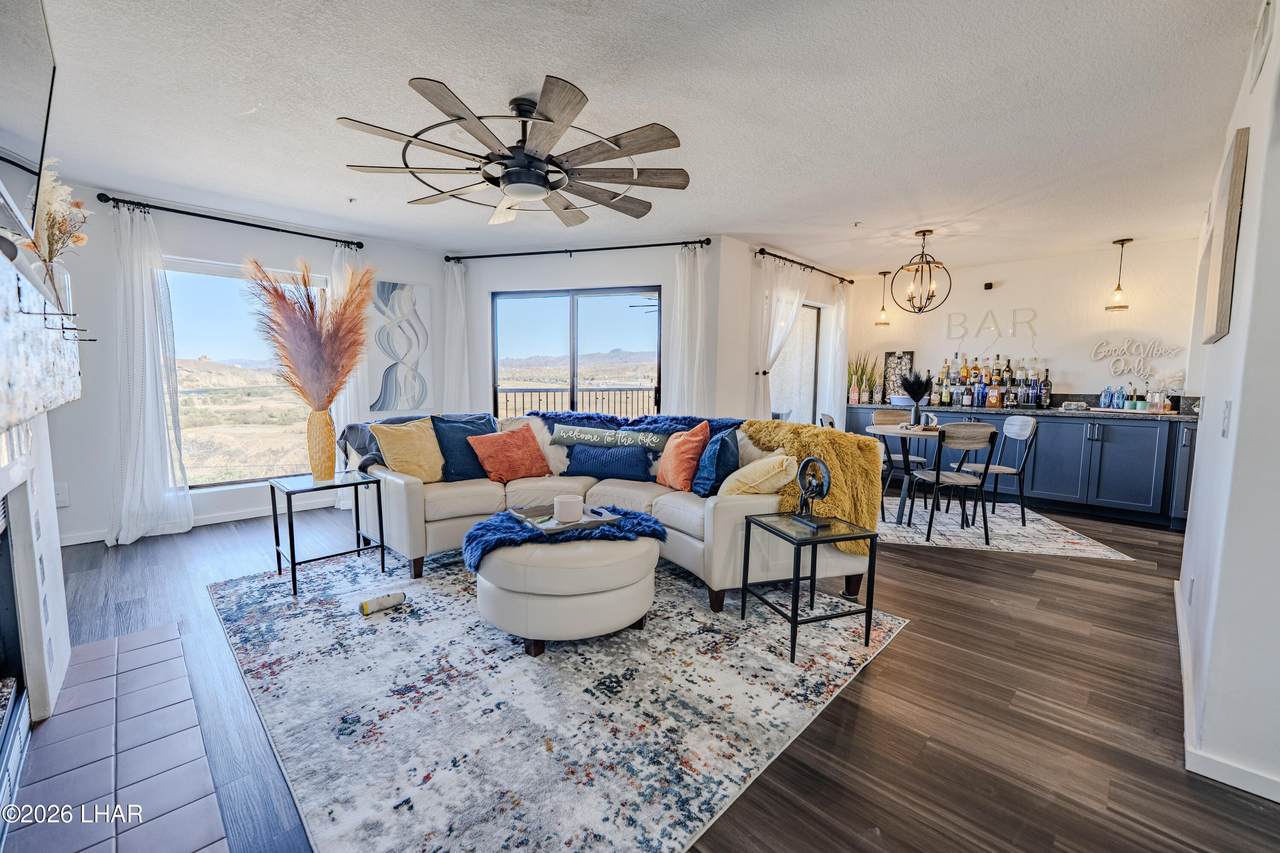 https://bt-photos.global.ssl.fastly.net/lakehavasu/orig_boomver_2_1039737-2.jpg