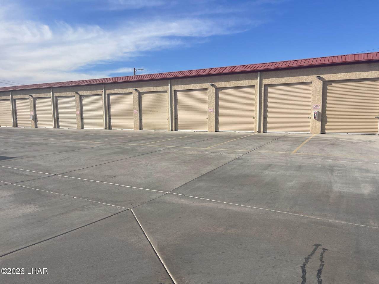 911 Lake Havasu Ave - Photo 1