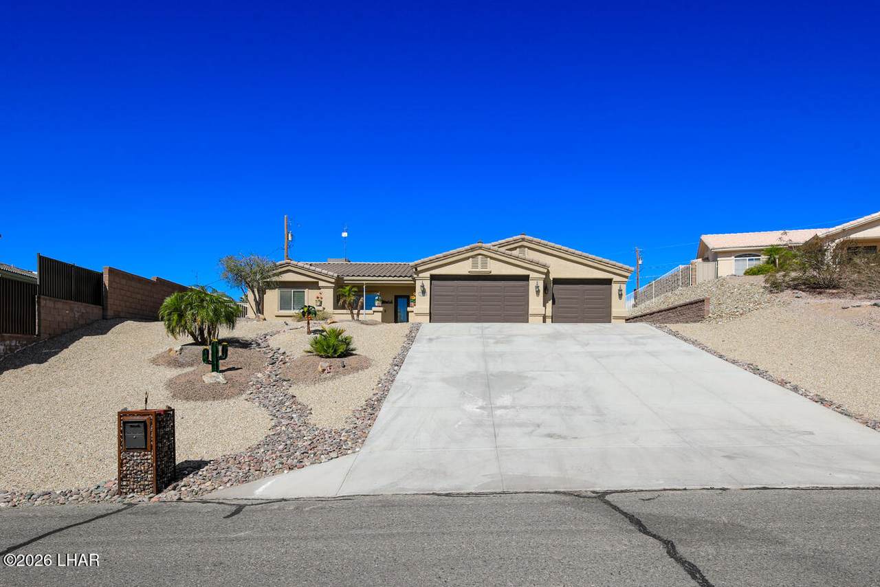 3329 Dune Dr - Photo 1