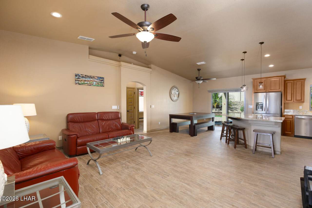 https://bt-photos.global.ssl.fastly.net/lakehavasu/1280_boomver_2_1039865-2.jpg