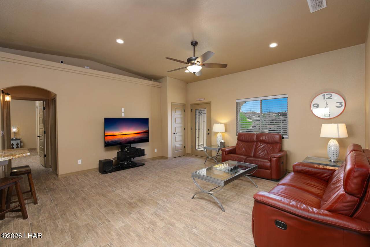 https://bt-photos.global.ssl.fastly.net/lakehavasu/1280_boomver_2_1039865-2.jpg