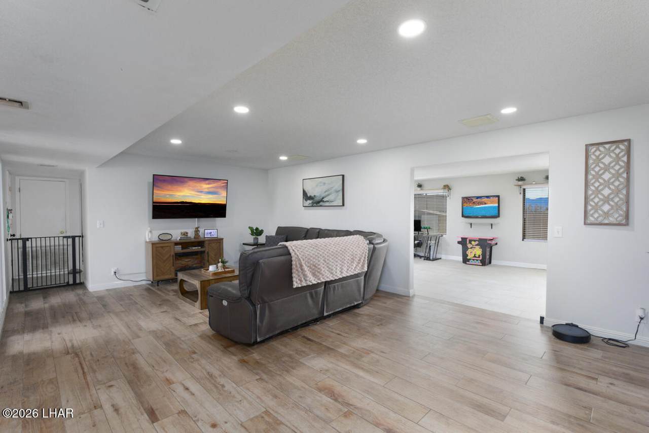 https://bt-photos.global.ssl.fastly.net/lakehavasu/1280_boomver_2_1039893-2.jpg