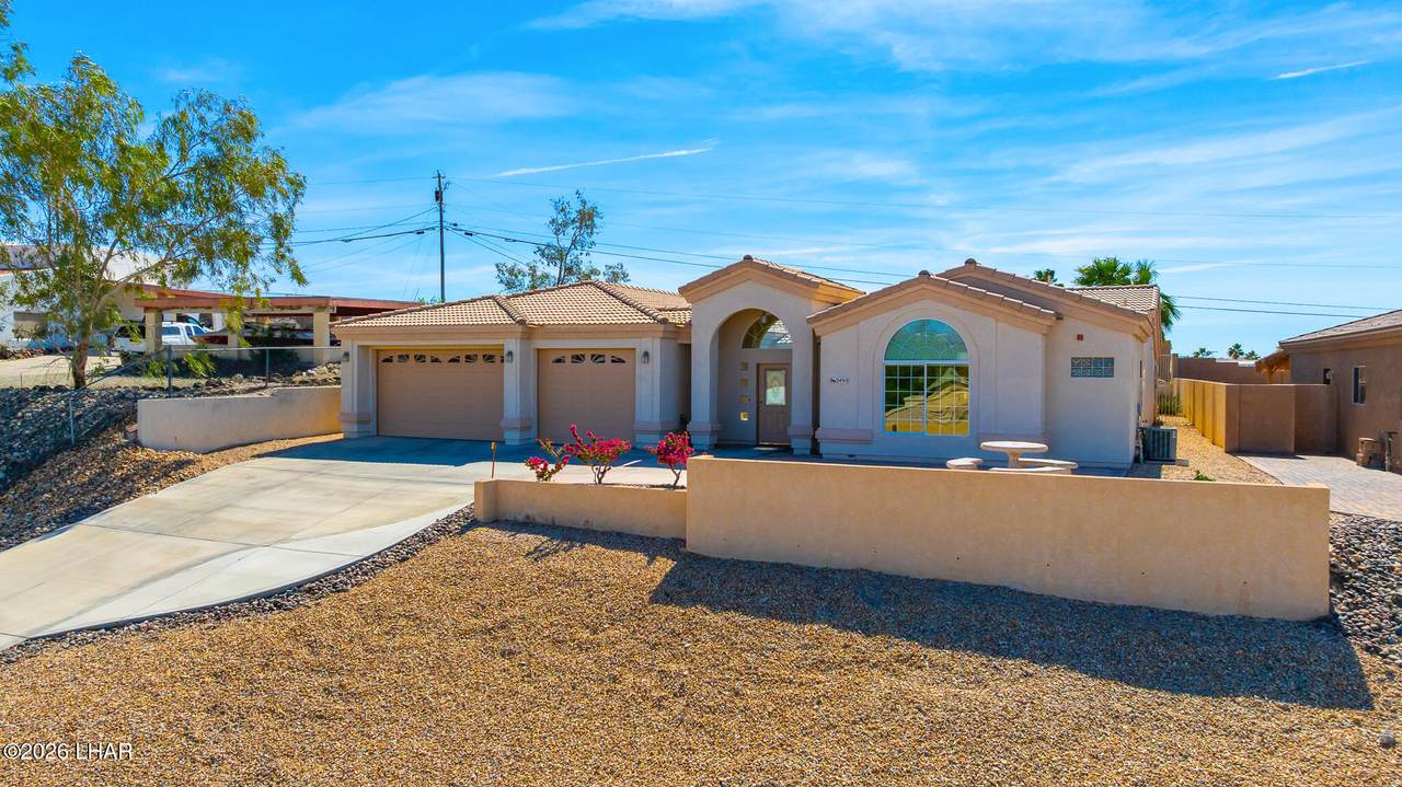 2490 Clarke Dr - Photo 1