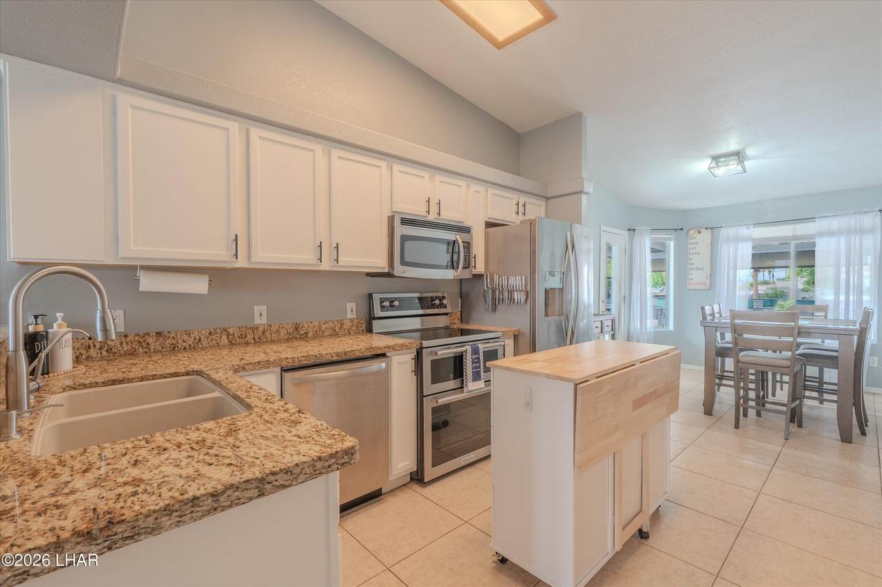 https://bt-photos.global.ssl.fastly.net/lakehavasu/1280_boomver_2_1040142-2.jpg