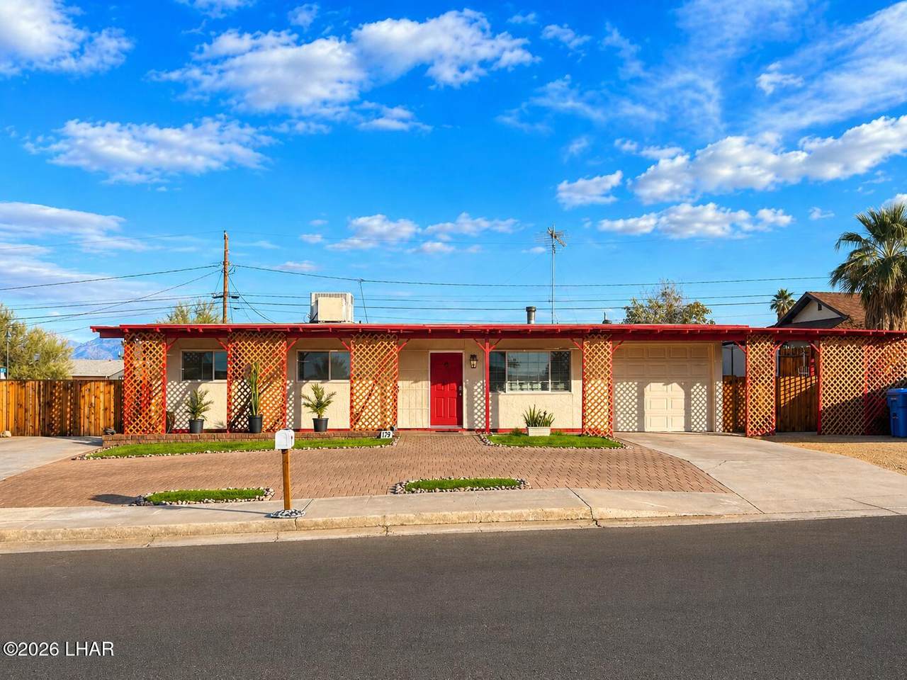 191 Smoketree Ave - Photo 1
