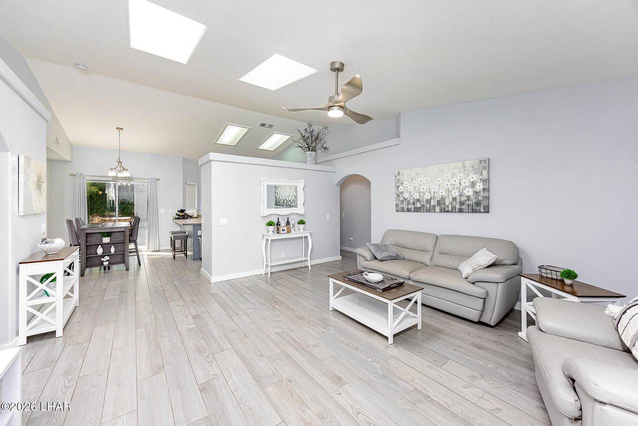 https://bt-photos.global.ssl.fastly.net/lakehavasu/1280_boomver_2_1040462-2.jpg
