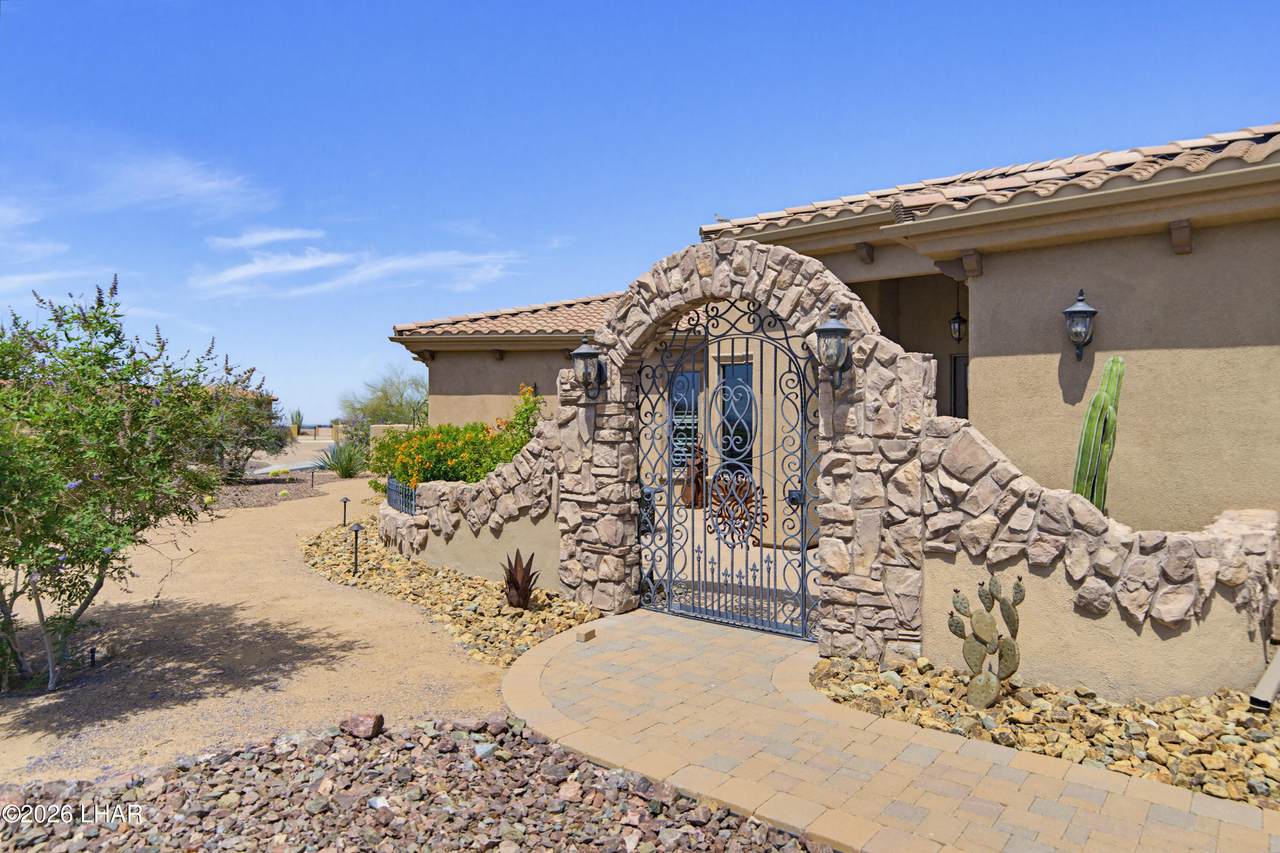 https://bt-photos.global.ssl.fastly.net/lakehavasu/1280_boomver_2_1040701-2.jpg