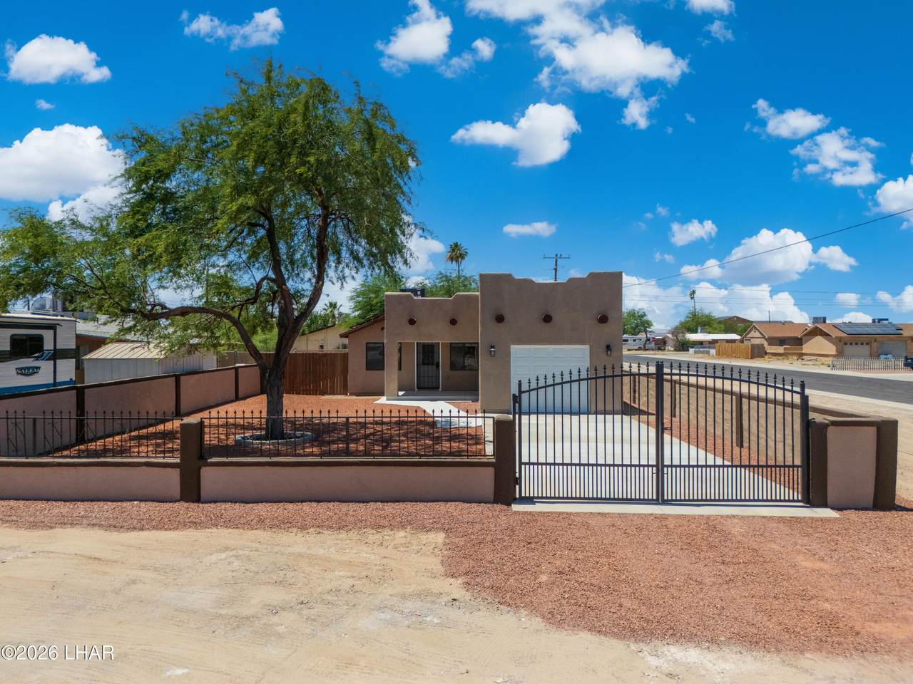 1400 Palo Verde Ave - Photo 1