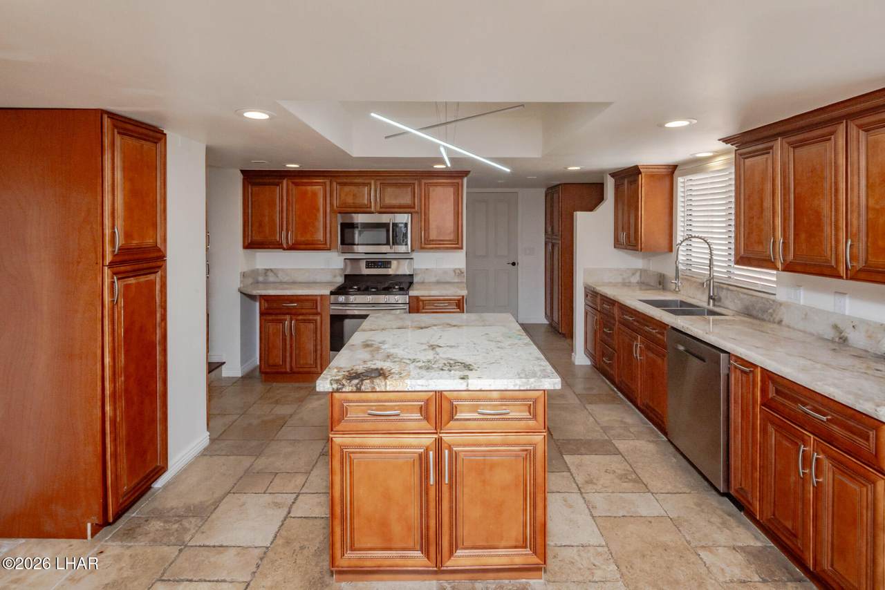 https://bt-photos.global.ssl.fastly.net/lakehavasu/1280_boomver_1_1040909-2.jpg
