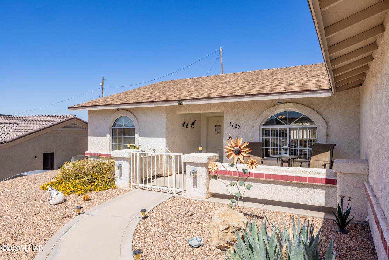 1127 Kibbey Dr - Photo 1
