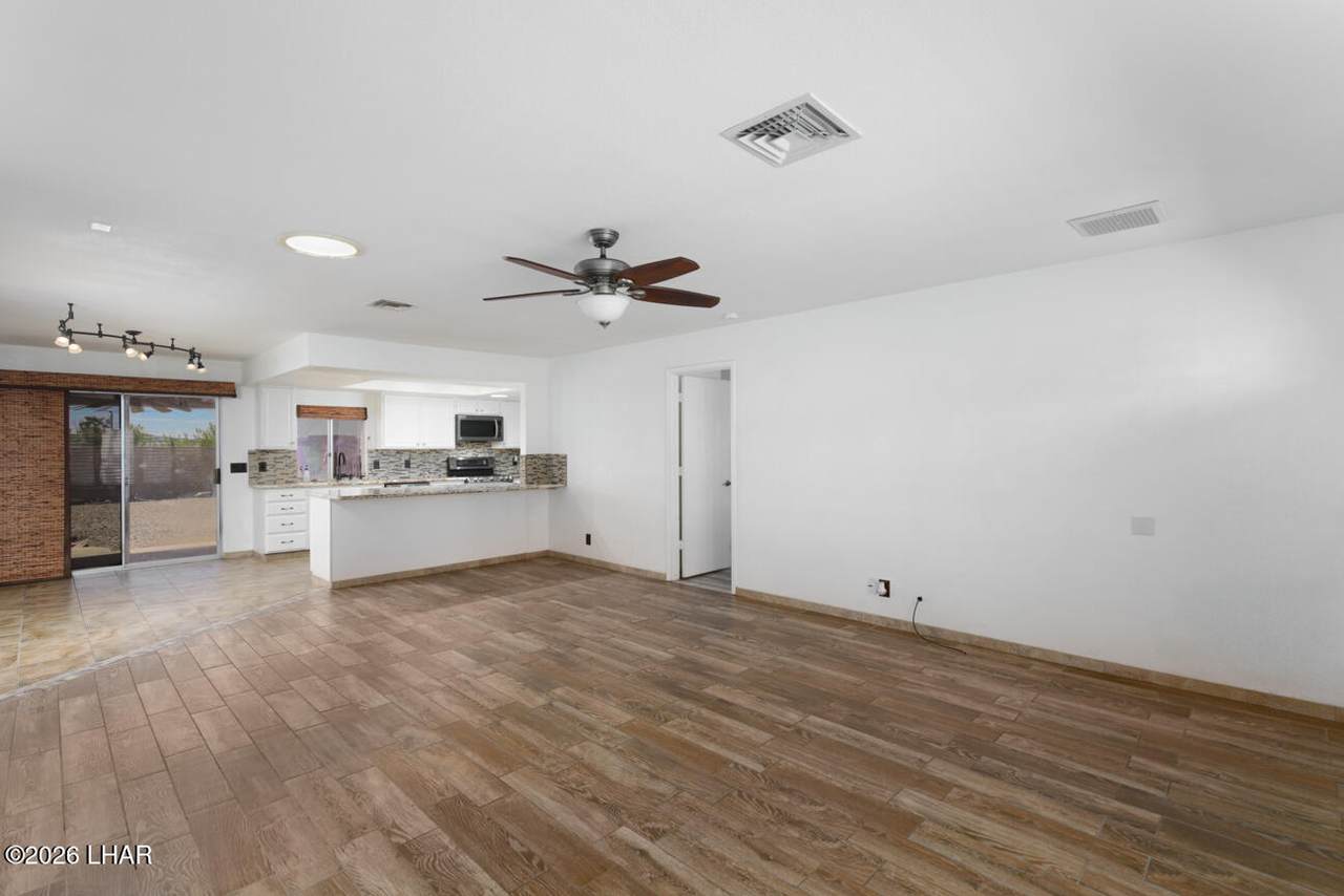 https://bt-photos.global.ssl.fastly.net/lakehavasu/1280_boomver_2_1041318-2.jpg