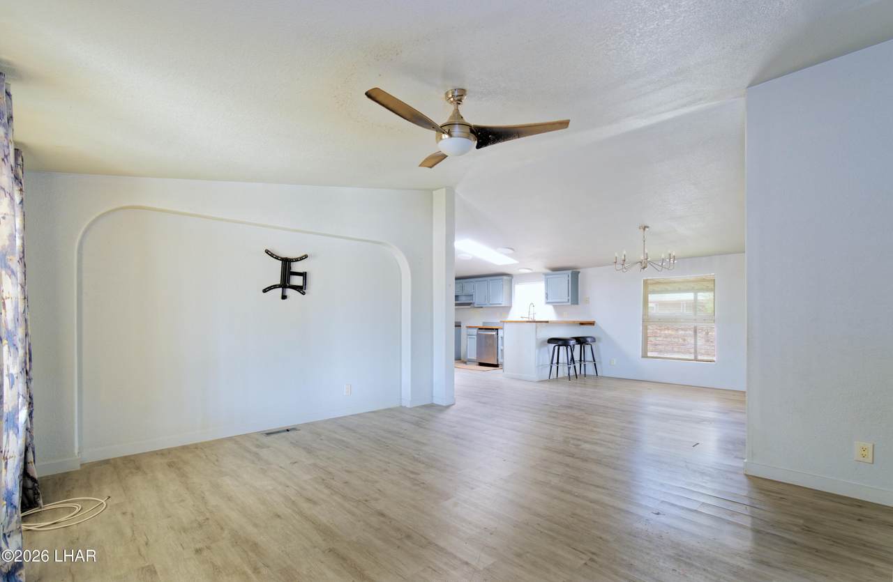 https://bt-photos.global.ssl.fastly.net/lakehavasu/1280_boomver_2_1041368-2.jpg