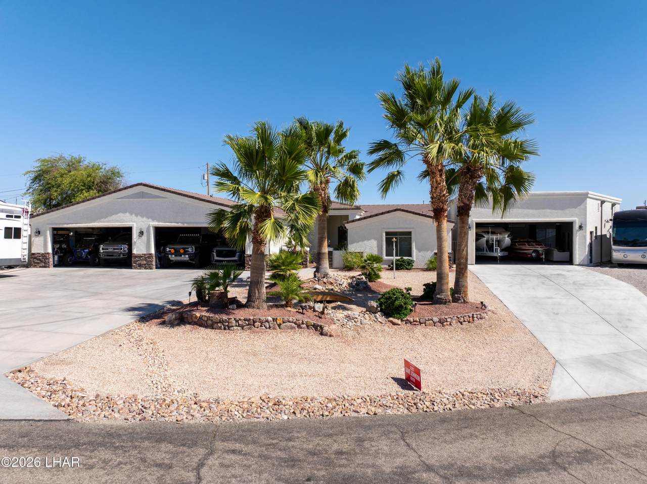 https://bt-photos.global.ssl.fastly.net/lakehavasu/1280_boomver_2_1041377-2.jpg