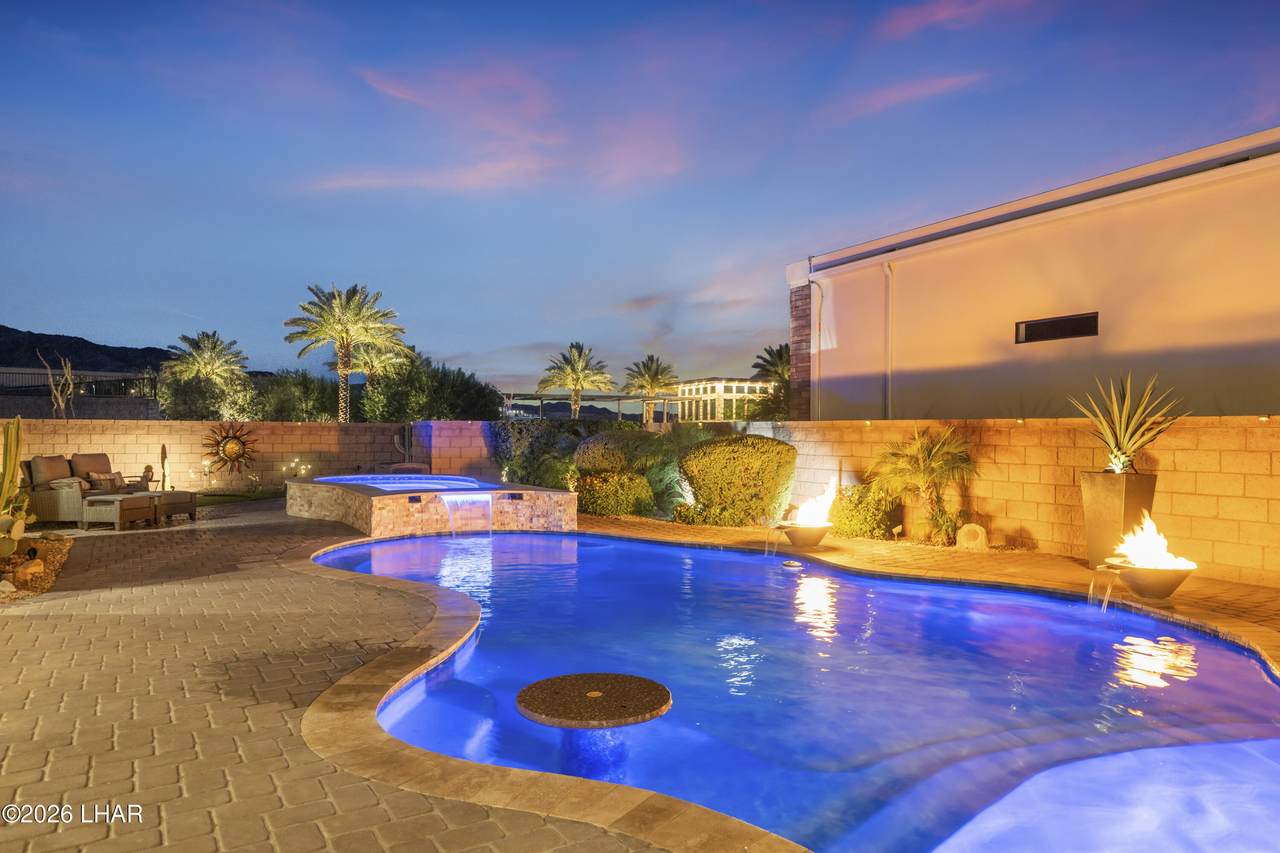 https://bt-photos.global.ssl.fastly.net/lakehavasu/1280_boomver_2_1041473-2.jpg