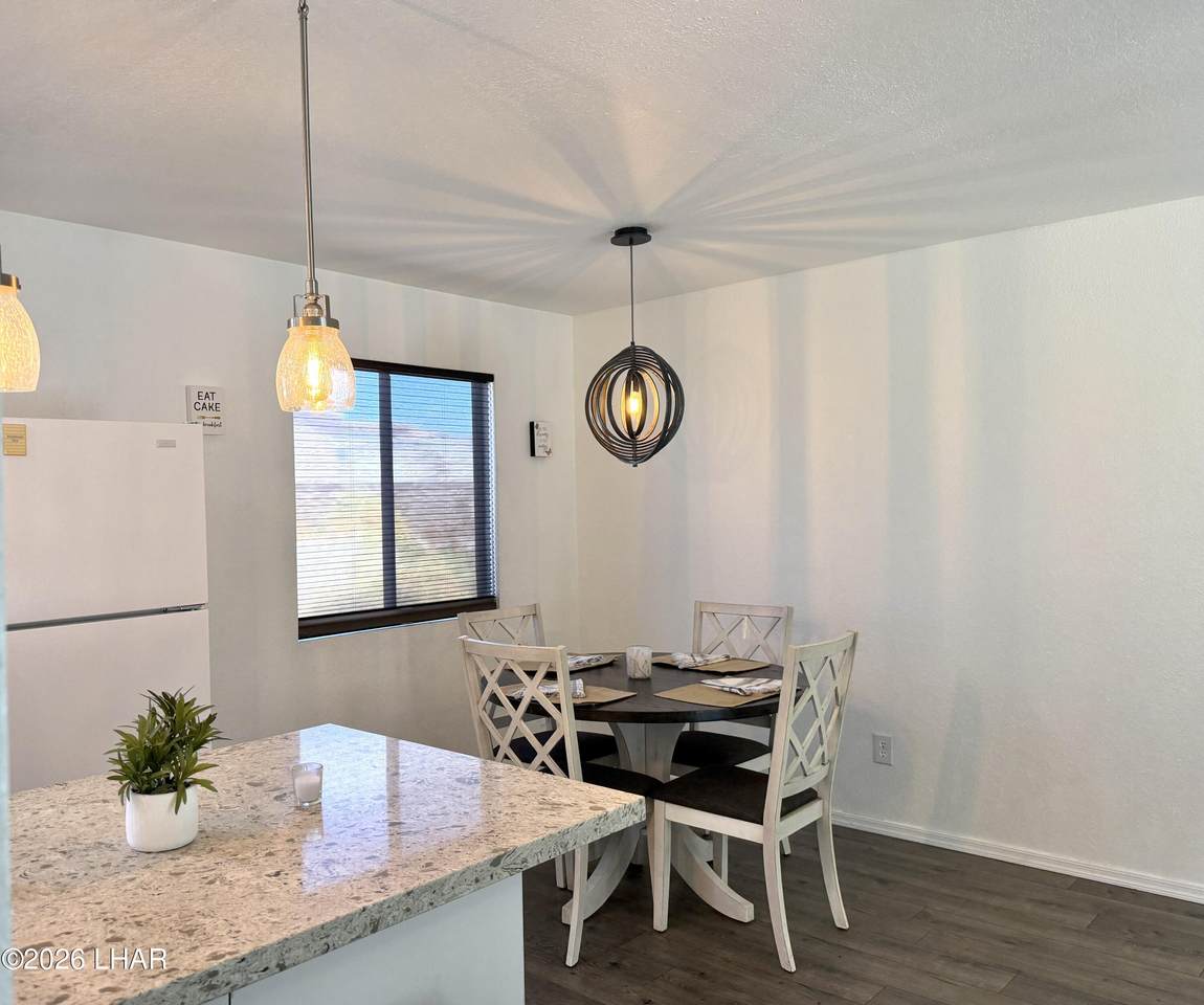 https://bt-photos.global.ssl.fastly.net/lakehavasu/1280_boomver_2_1041969-2.jpg