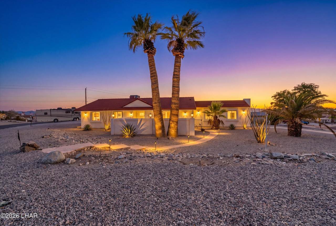 2953 Canyon Oak Dr - Photo 1