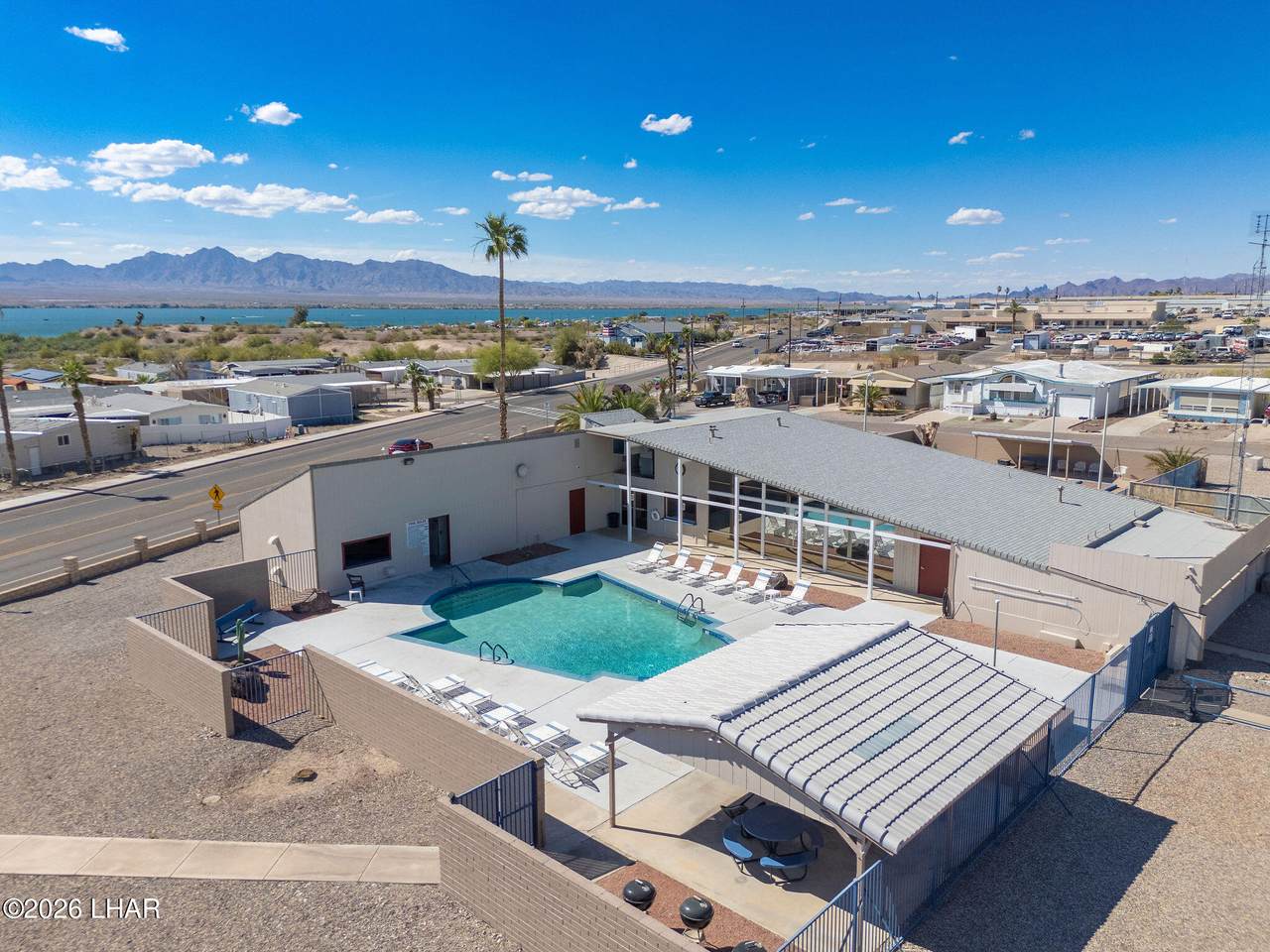 https://bt-photos.global.ssl.fastly.net/lakehavasu/1280_boomver_1_1042059-2.jpg
