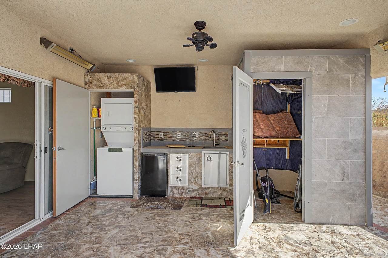 https://bt-photos.global.ssl.fastly.net/lakehavasu/1280_boomver_1_1042177-2.jpg