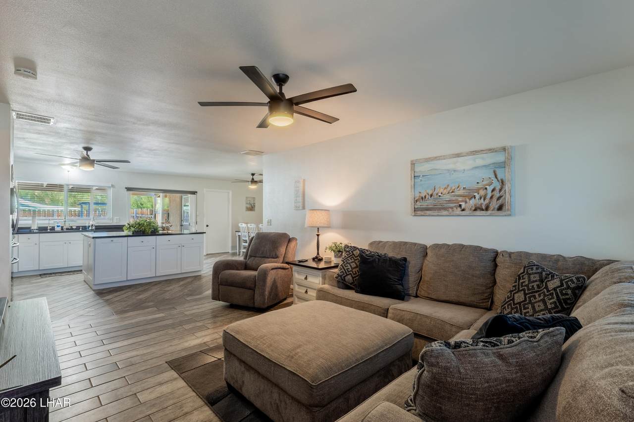 https://bt-photos.global.ssl.fastly.net/lakehavasu/1280_boomver_2_1042243-2.jpg