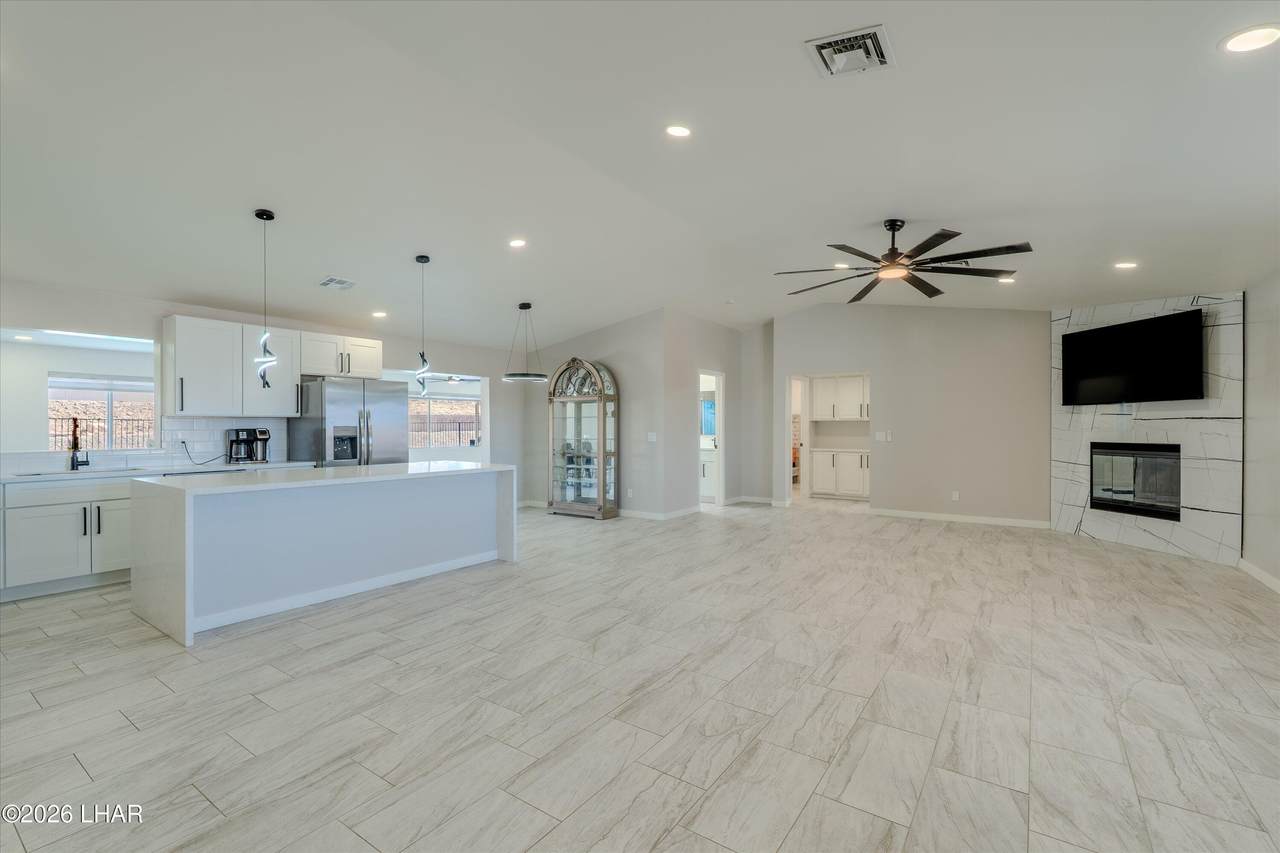 https://bt-photos.global.ssl.fastly.net/lakehavasu/1280_boomver_2_1042282-2.jpg