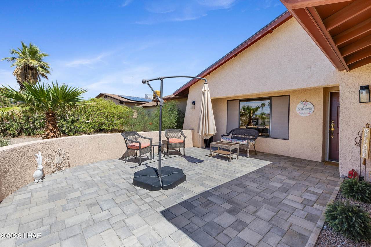 3800 Monterey Dr - Photo 1