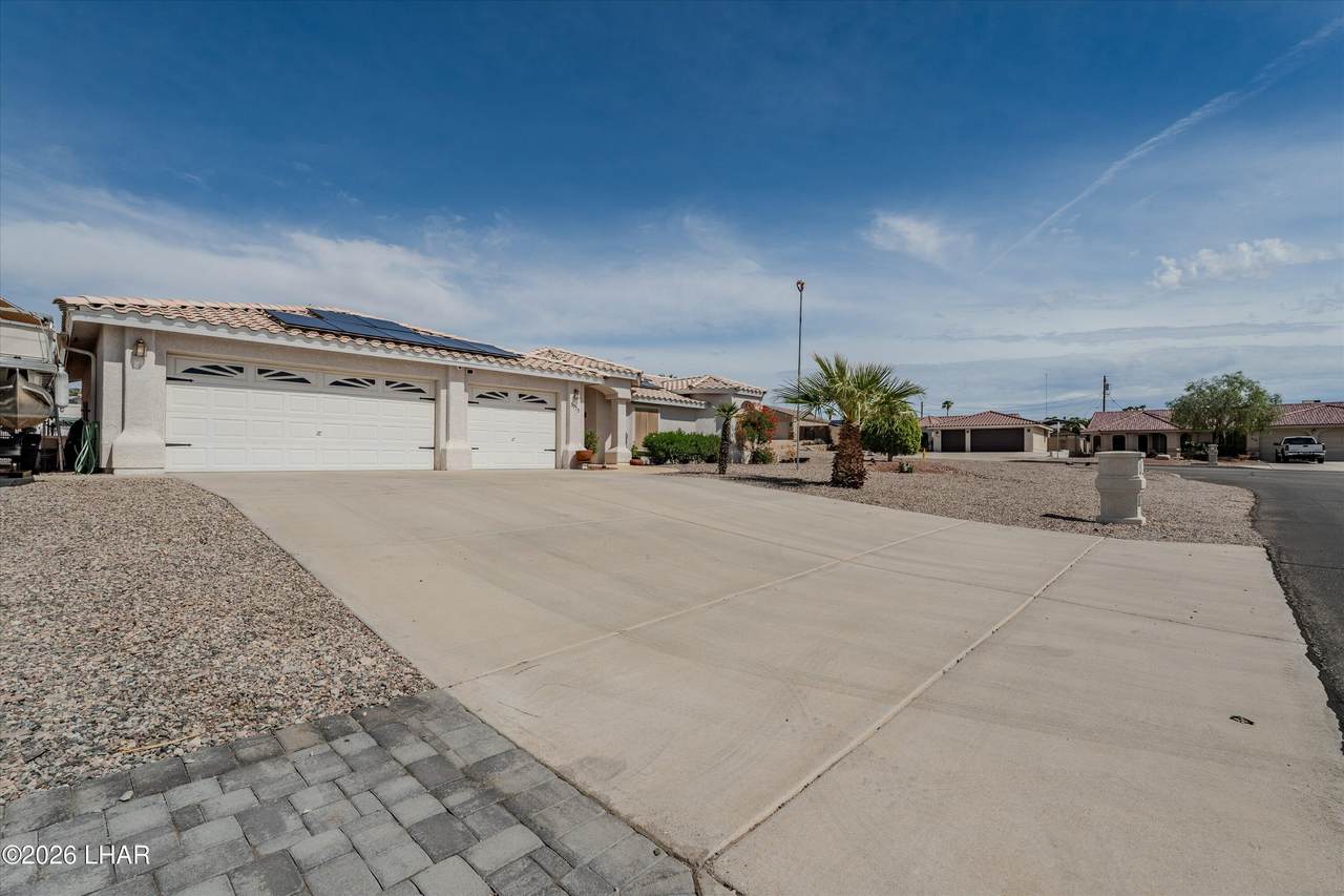 3775 Bonanza Dr - Photo 1