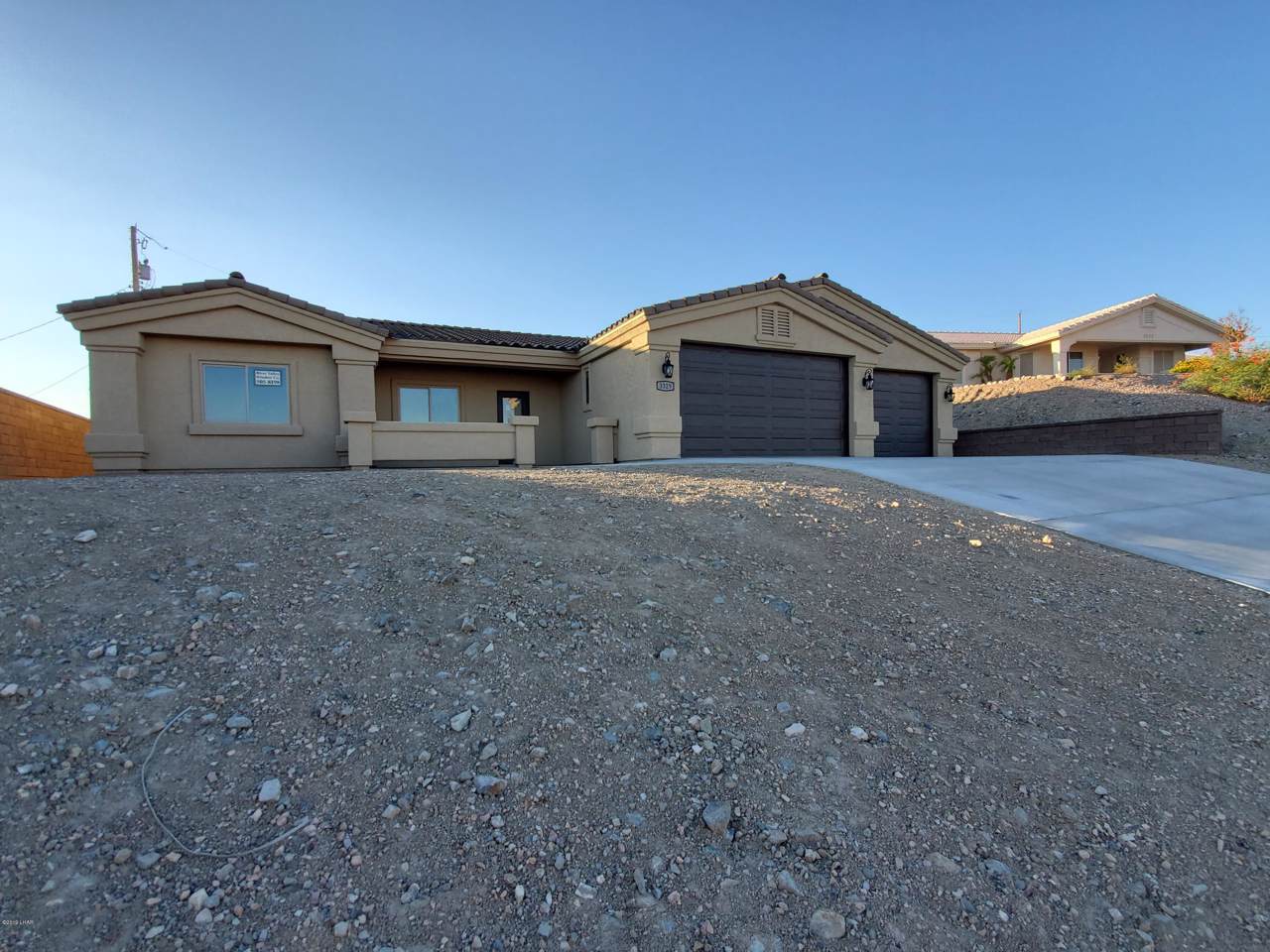 3329 Dune Dr - Photo 1