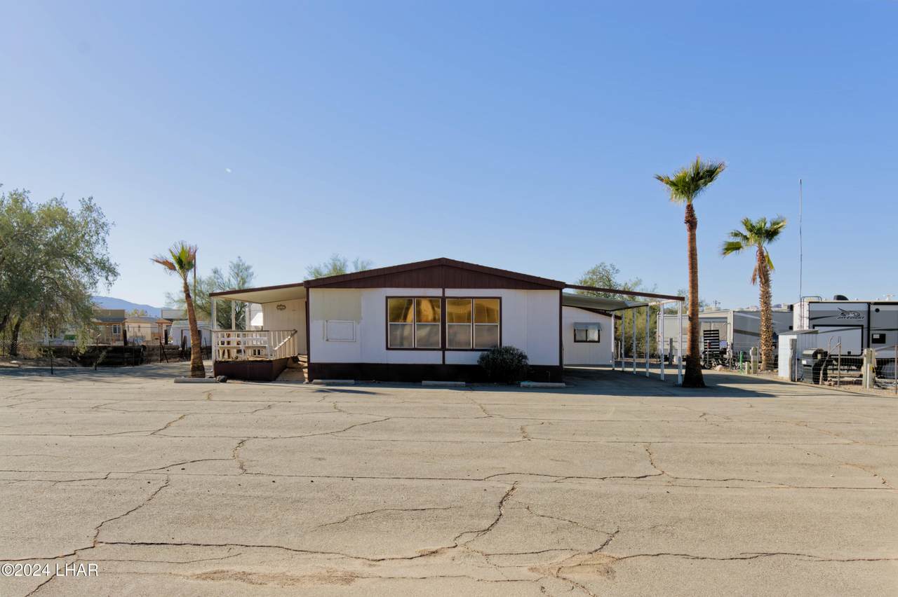 394 Central Blvd - Photo 1