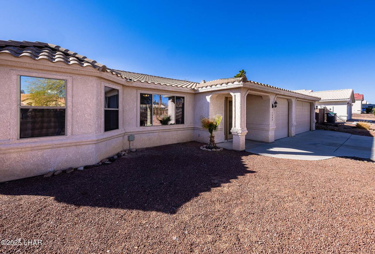 4049 Cassidy Dr - Photo 1