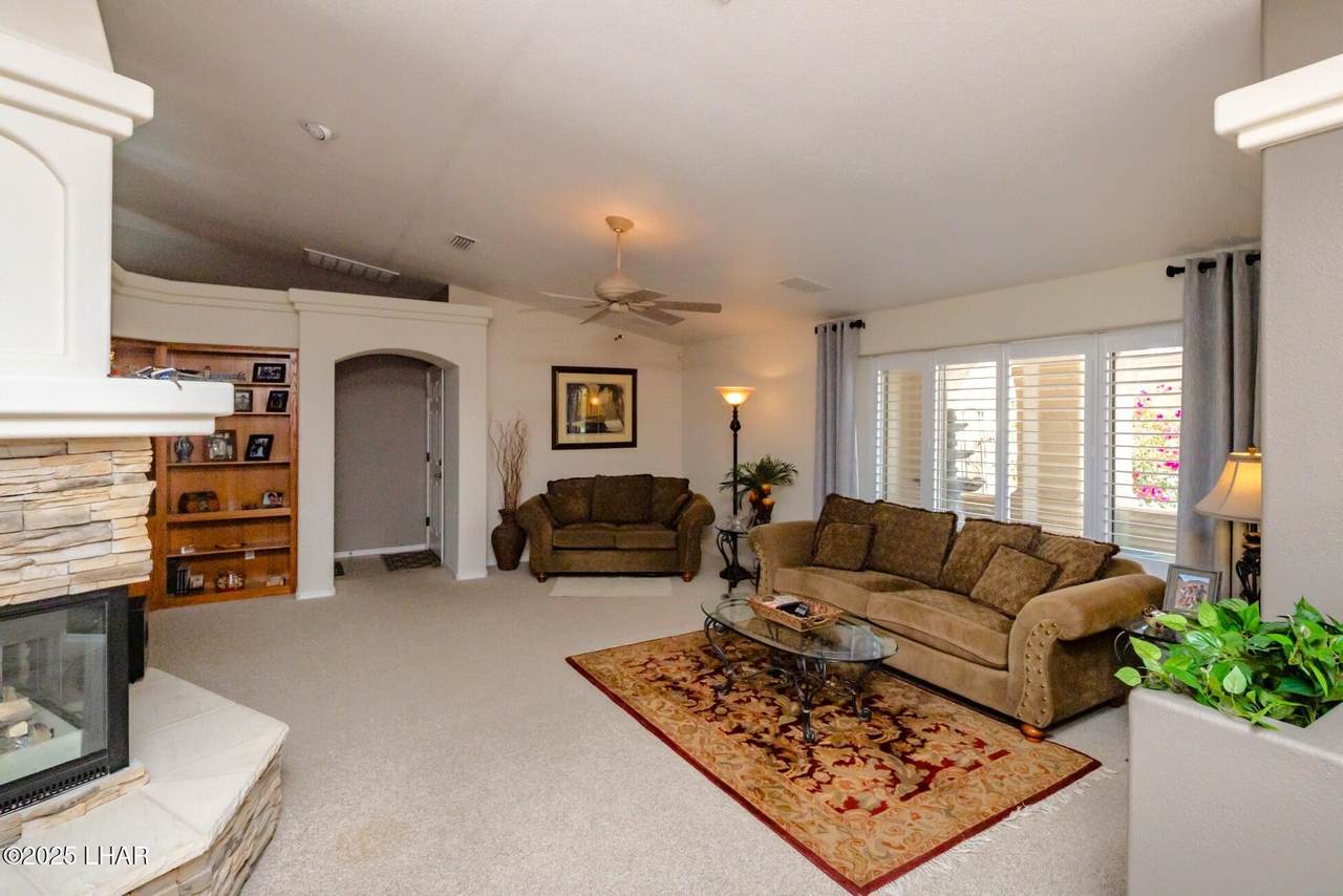 https://bt-photos.global.ssl.fastly.net/lakehavasu/1280_boomver_3_1035361-2.jpg